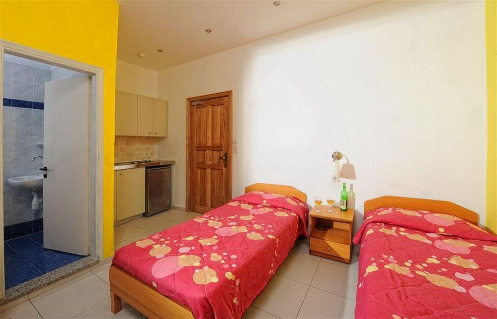Primavera Beach Hotel Studios & Apartments Malia Extérieur photo