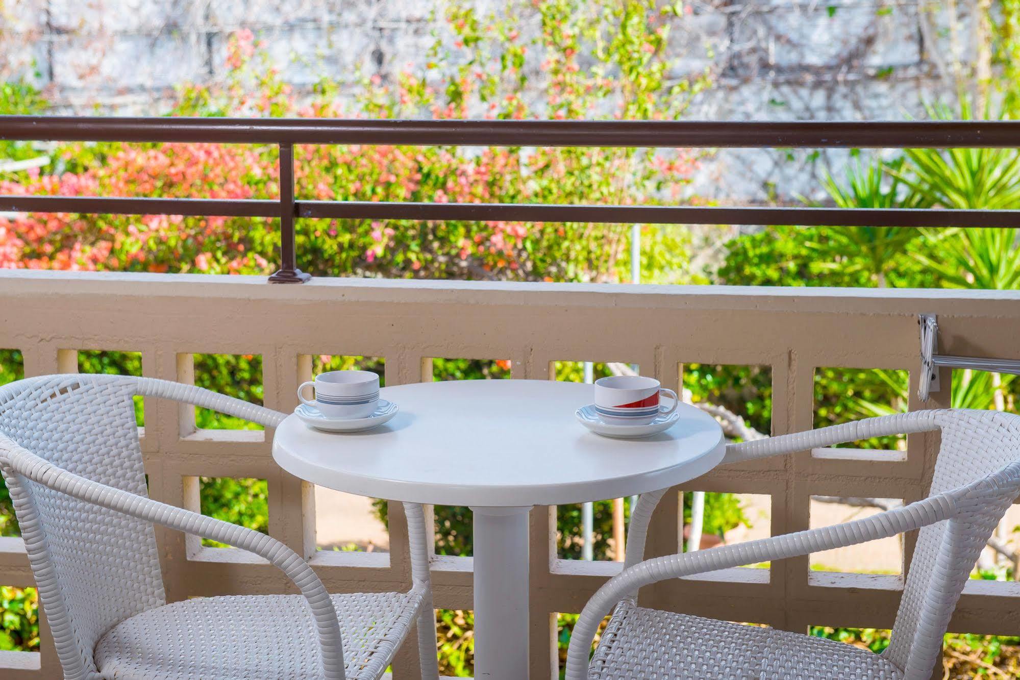 Primavera Beach Hotel Studios & Apartments Malia Extérieur photo
